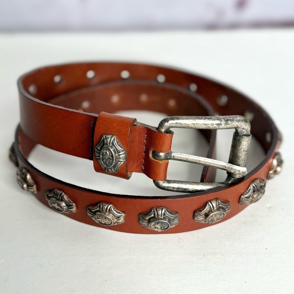 1980s Vintage NEIMAN MARCUS Brown Leather Pewter Cowgirl Conch Belt Size Large - Picture 11 of 16